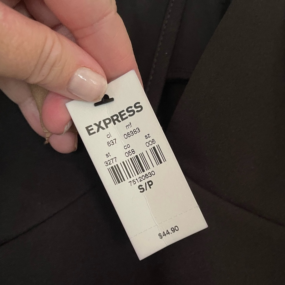 Express Black Tank - Picture 5 of 5